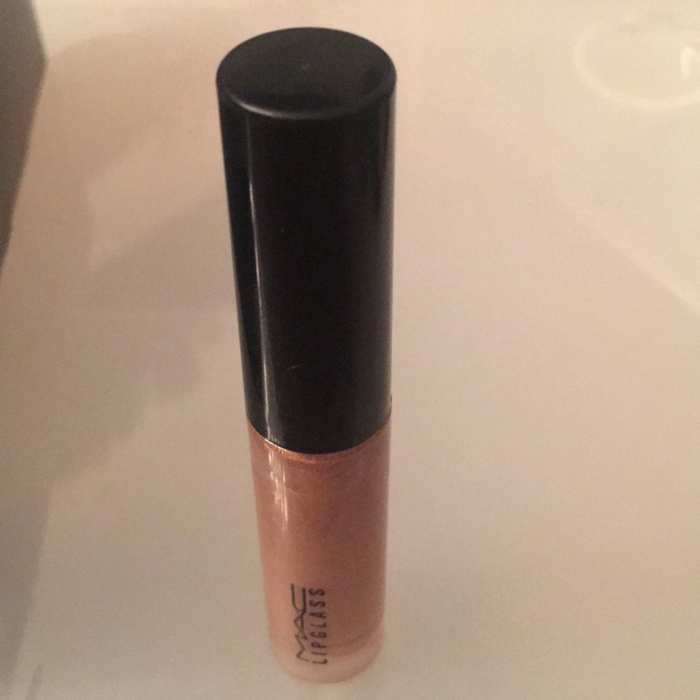 MAC COSMETICS LIPGLASS IN LADY GAGA VIVA GLAM 1